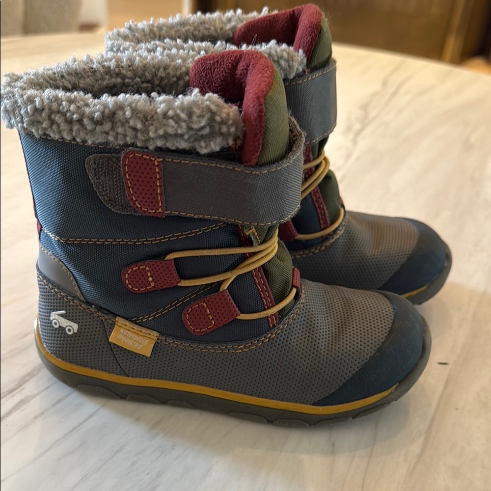 Kids See Kai Run Winter Boots - Gray and Red, size 12 Toddler